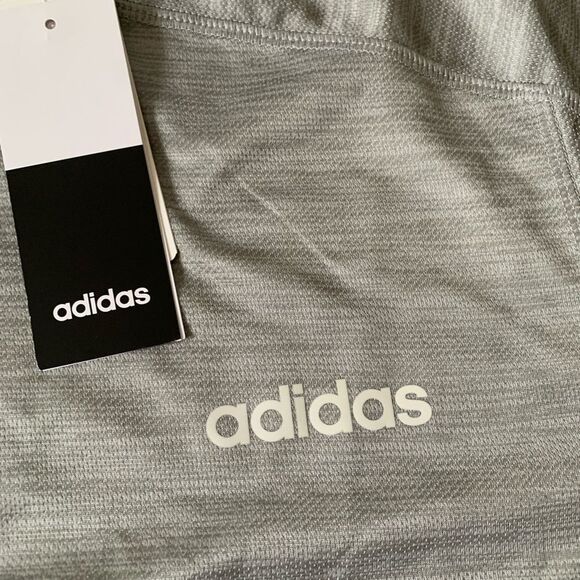 Adidas T-Shirt with climate control - Picture 3 of 4